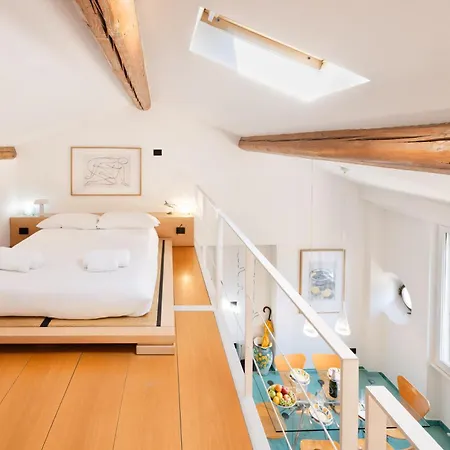 Casa Travello *